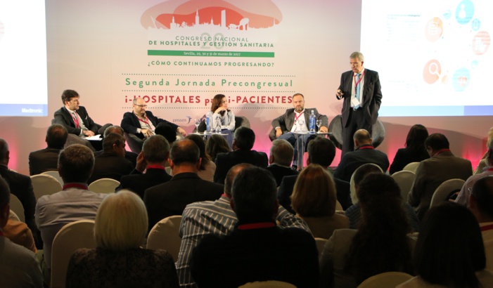 DIRECTIVOS DE HOSPITALES ESPAÑOLES VATICINAN QUE LA TECNOLOGÍA AYUDARÁ TAMBIÉN A HUMANIZAR LA MEDICINA DIRECTIVOS DE HOSPITALES ESPAÑOLES VATICINAN QUE LA TECNOLOGÍA AYUDARÁ TAMBIÉN A HUMANIZAR LA MEDICINA