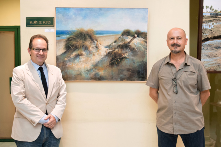 La sede del Colegio de Farmacéuticos de Sevilla se convierte hasta el 28 de noviembre en una pinacoteca especializada en paisajes y escenas de Andalucía La sede del Colegio de Farmacéuticos de Sevilla se convierte hasta el 28 de noviembre en una pinacoteca especializada en paisajes y escenas de Andalucía