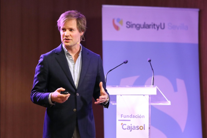 DIEDERICK CROESE, CEO DEL CAPÍTULO DE SINGULARITYU EN PAÍSES BAJOS, CIERRA EL CICLO DE CONFERENCIAS DEL CAPÍTULO DE SEVILLA EN 2016 DIEDERICK CROESE, CEO DEL CAPÍTULO DE SINGULARITYU EN PAÍSES BAJOS, CIERRA EL CICLO DE CONFERENCIAS DEL CAPÍTULO DE SEVILLA EN 2016