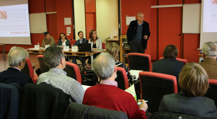 NEFRÓLOGOS ADVIERTEN QUE EL ORDEN EN EL QUE SE EMPLEAN LAS TERAPIAS SUSTITUTIVAS RENALES PUEDEN MEJORAR LOS RESULTADOS DE SUPERVIVENCIA EN LOS PACIENTES Y LA EFICIENCIA DEL SISTEMA SANITARIO NEFRÓLOGOS ADVIERTEN QUE EL ORDEN EN EL QUE SE EMPLEAN LAS TERAPIAS SUSTITUTIVAS RENALES PUEDEN MEJORAR LOS RESULTADOS DE SUPERVIVENCIA EN LOS PACIENTES Y LA EFICIENCIA DEL SISTEMA SANITARIO