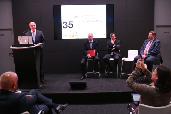 Gestores sanitarios apuestan por organizar los procesos en torno al paciente, huyendo del hospitalocentrismo Gestores sanitarios apuestan por organizar los procesos en torno al paciente, huyendo del hospitalocentrismo