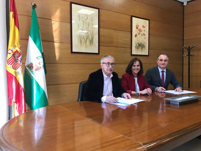 Los farmacéuticos comunitarios andaluces podrán acceder a la oferta formativa en protección de la salud de la Escuela Andaluza de Salud Pública