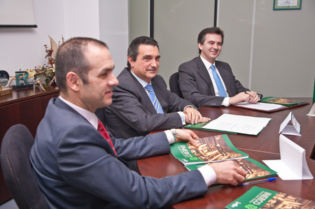 De izquierda a derecha, el director corporativo de desarrollo de INERCO, Patricio Navarro; el director general, José González, y el director adjunto a la Dirección General, Pedro Marín.<BR>