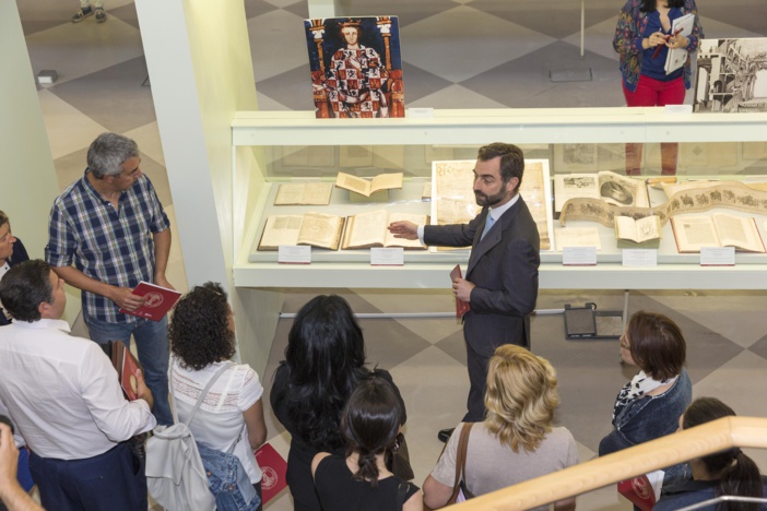 NOTA DE PRENSA: INAUGURADA EN LA UNIVERSIDAD PABLO DE OLAVIDE UNA EXPOSICIÓN CON 80 MANUSCRITOS E IMPRESOS DE LOS SIGLOS XV A XX PERTENECIENTES AL FONDO ANTIGUO DEL COLEGIO DE SAN FRANCISCO DE PAULA NOTA DE PRENSA: INAUGURADA EN LA UNIVERSIDAD PABLO DE OLAVIDE UNA EXPOSICIÓN CON 80 MANUSCRITOS E IMPRESOS DE LOS SIGLOS XV A XX PERTENECIENTES AL FONDO ANTIGUO DEL COLEGIO DE SAN FRANCISCO DE PAULA
