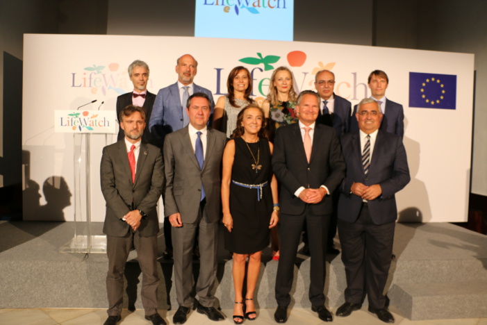 NOTA DE PRENSA: LA COMISIÓN EUROPEA REFRENDA LA INFRAESTRUCTURA CIENTÍFICA SOBRE BIODIVERSIDAD Y GESTIÓN DE ECOSISTEMAS LIFEWATCH EN SEVILLA NOTA DE PRENSA: LA COMISIÓN EUROPEA REFRENDA LA INFRAESTRUCTURA CIENTÍFICA SOBRE BIODIVERSIDAD Y GESTIÓN DE ECOSISTEMAS LIFEWATCH EN SEVILLA