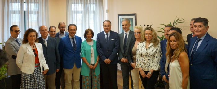 Andalucía registra un descenso del 3% de personas fumadoras en los últimos cuatro años Andalucía registra un descenso del 3% de personas fumadoras en los últimos cuatro años