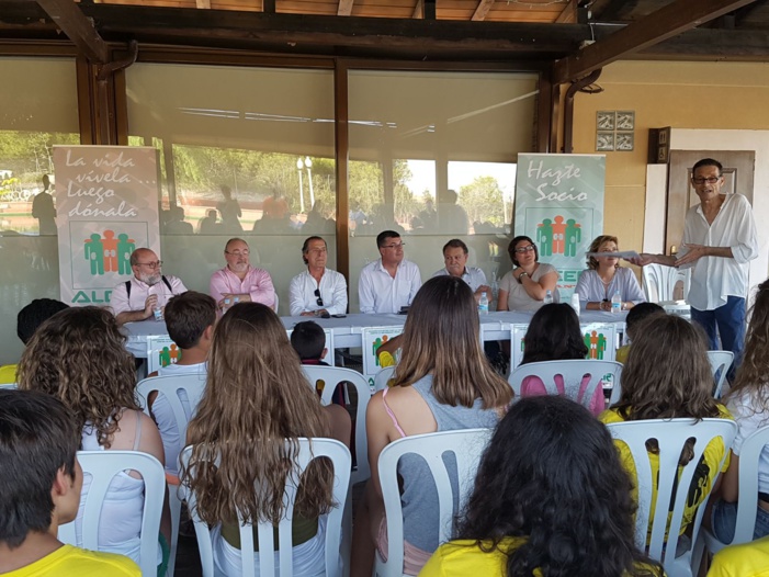 NOTA DE PRENSA: UN CAMPAMENTO INFANTIL DE VERANO PARA APRENDER A CONVIVIR CON LA ENFERMEDAD RENAL NOTA DE PRENSA: UN CAMPAMENTO INFANTIL DE VERANO PARA APRENDER A CONVIVIR CON LA ENFERMEDAD RENAL