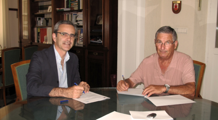 Las farmacias gaditanas ofrecerán asistencia más completa a las personas afectadas por enfermedades mentales y sensibilizarán a la sociedad sobre su realidad Las farmacias gaditanas ofrecerán asistencia más completa a las personas afectadas por enfermedades mentales y sensibilizarán a la sociedad sobre su realidad