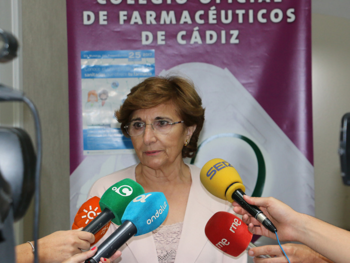 La intervención del farmacéutico reduciría hasta en un 60% los ingresos hospitalarios por problemas relacionados con los medicamentos La intervención del farmacéutico reduciría hasta en un 60% los ingresos hospitalarios por problemas relacionados con los medicamentos