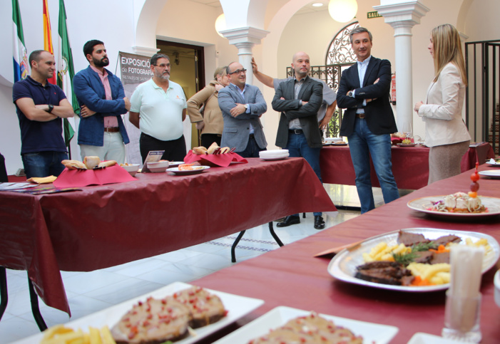 SALTERAS LLENA SUS CALLES DE CULTURA Y GASTRONOMÍA CON LA EDICIÓN DEL PROGRAMA “SAL DE CULTURA” Y LA RUTA DE LA BRASA Y LA TAPA SALTERAS LLENA SUS CALLES DE CULTURA Y GASTRONOMÍA CON LA EDICIÓN DEL PROGRAMA “SAL DE CULTURA” Y LA RUTA DE LA BRASA Y LA TAPA