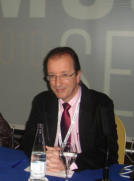 EL 52% DE LAS PERSONAS CON ASMA NO ESTÁN DIAGNÓSTICADAS Y EL 47% DE LOS PACIENTES NO TIENE UN BUEN CONTROL DE SU ENFERMEDAD EL 52% DE LAS PERSONAS CON ASMA NO ESTÁN DIAGNÓSTICADAS Y EL 47% DE LOS PACIENTES NO TIENE UN BUEN CONTROL DE SU ENFERMEDAD