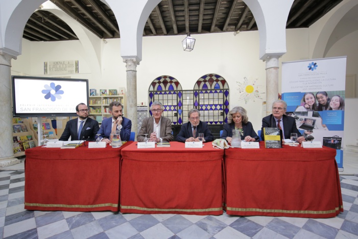 FOTOGRAFÍAS: PRESENTACIÓN DEL LIBRO ‘EUROPA COMO TAREA’ EN EL COLEGIO DE SAN FRANCISCO DE PAULA FOTOGRAFÍAS: PRESENTACIÓN DEL LIBRO ‘EUROPA COMO TAREA’ EN EL COLEGIO DE SAN FRANCISCO DE PAULA