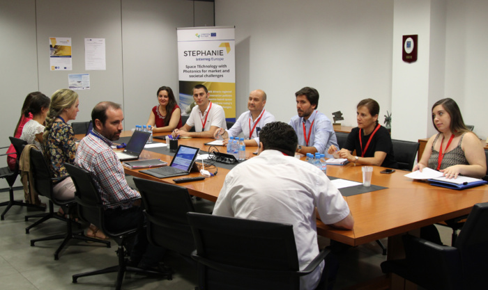 Empresas, administración y centros de investigación participan en una jornada para discutir sobre la nueva regulación de drones en Europa Empresas, administración y centros de investigación participan en una jornada para discutir sobre la nueva regulación de drones en Europa