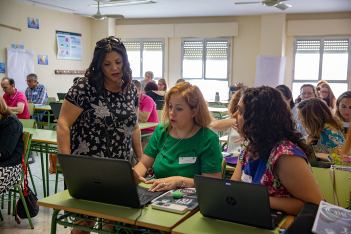 NOTA DE PRENSA: MÁS DE 100 PROFESORES, ALGUNOS DE SHANGHAI, SUIZA Y BERLÍN, ASISTEN AL CURSO APRENDIZAJE BASADO EN PROYECTOS PARA DOCENTES, DEL QUE EL COLEGIO DE SAN FRANCISCO DE PAULA ES SEDE ÚNICA EN EUROPA NOTA DE PRENSA: MÁS DE 100 PROFESORES, ALGUNOS DE SHANGHAI, SUIZA Y BERLÍN, ASISTEN AL CURSO APRENDIZAJE BASADO EN PROYECTOS PARA DOCENTES, DEL QUE EL COLEGIO DE SAN FRANCISCO DE PAULA ES SEDE ÚNICA EN EUROPA