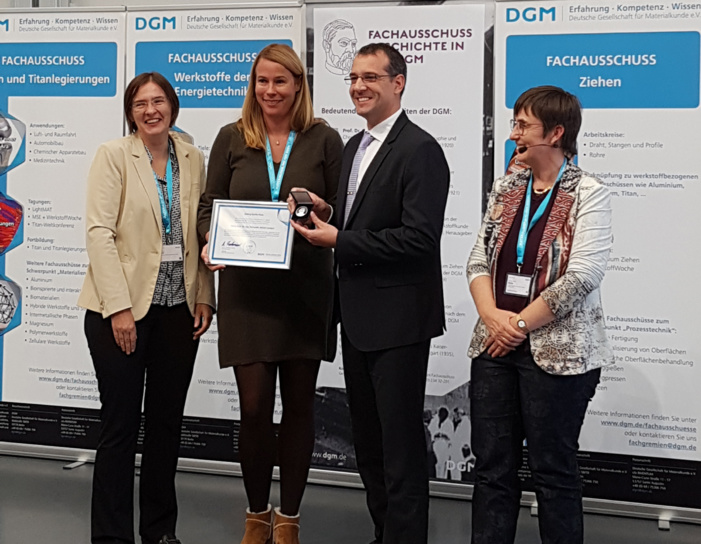 Fernando Lasagni, de CATEC, recibe un premio científico internacional por sus trabajos innovadores en la aplicación de la impresión 3D al sector aeroespacial Fernando Lasagni, de CATEC, recibe un premio científico internacional por sus trabajos innovadores en la aplicación de la impresión 3D al sector aeroespacial