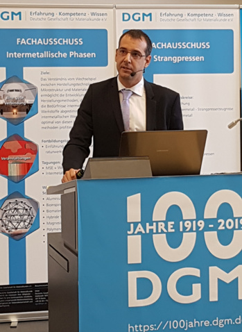 Fernando Lasagni, de CATEC, recibe un premio científico internacional por sus trabajos innovadores en la aplicación de la impresión 3D al sector aeroespacial Fernando Lasagni, de CATEC, recibe un premio científico internacional por sus trabajos innovadores en la aplicación de la impresión 3D al sector aeroespacial