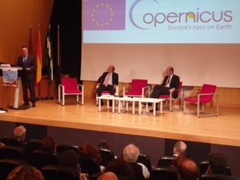 FOTOGRAFÍAS: EL ALCALDE CLAUSURA LAS JORNADAS DEL PROGRAMA EUROPEO COPERNICUS EN SEVILLA FOTOGRAFÍAS: EL ALCALDE CLAUSURA LAS JORNADAS DEL PROGRAMA EUROPEO COPERNICUS EN SEVILLA