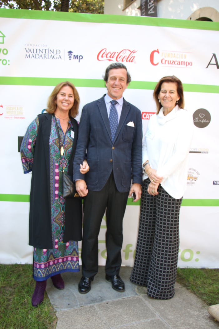 NOTA DE PRENSA: LA NAVIDAD ABRE SUS PUERTAS CON EL MERCADO SOLIDARIO DE NUEVO FUTURO SEVILLA NOTA DE PRENSA: LA NAVIDAD ABRE SUS PUERTAS CON EL MERCADO SOLIDARIO DE NUEVO FUTURO SEVILLA