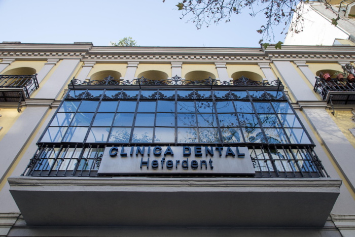 Nota Informativa: Heferdent cumple 30 años con el objetivo de consolidarse como referencia de servicios integrales de odontología y estética en el centro de Sevilla Nota Informativa: Heferdent cumple 30 años con el objetivo de consolidarse como referencia de servicios integrales de odontología y estética en el centro de Sevilla