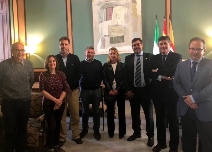 Utrera habilitará plazas de aparcamiento reservadas para los usuarios de las farmacias del municipio Utrera habilitará plazas de aparcamiento reservadas para los usuarios de las farmacias del municipio