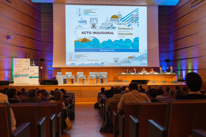 El futuro de la farmacia española se muestra desde hoy y hasta el sábado en Cádiz El futuro de la farmacia española se muestra desde hoy y hasta el sábado en Cádiz