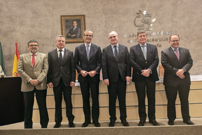 Antonio Mingorance Gutiérrez, reelegido presidente del Consejo Andaluz de Colegios Oficiales de Farmacéuticos Antonio Mingorance Gutiérrez, reelegido presidente del Consejo Andaluz de Colegios Oficiales de Farmacéuticos