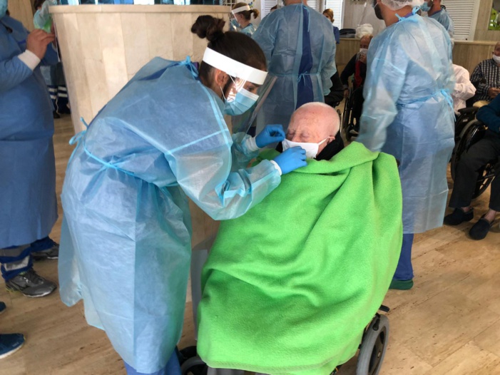 NOTA DE PRENSA/CÁDIZ: CONCLUYE EL DISPOSITIVO DE ATENCIÓN A LOS 28 ANCIANOS DE LA LÍNEA DE LA CONCEPCIÓN (CÁDIZ) QUE FUERON TRASLADADOS DESDE LA RESIDENCIA DE ALCALÁ DEL VALLE NOTA DE PRENSA/CÁDIZ: CONCLUYE EL DISPOSITIVO DE ATENCIÓN A LOS 28 ANCIANOS DE LA LÍNEA DE LA CONCEPCIÓN (CÁDIZ) QUE FUERON TRASLADADOS DESDE LA RESIDENCIA DE ALCALÁ DEL VALLE