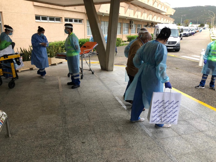 NOTA DE PRENSA/CÁDIZ: CONCLUYE EL DISPOSITIVO DE ATENCIÓN A LOS 28 ANCIANOS DE LA LÍNEA DE LA CONCEPCIÓN (CÁDIZ) QUE FUERON TRASLADADOS DESDE LA RESIDENCIA DE ALCALÁ DEL VALLE NOTA DE PRENSA/CÁDIZ: CONCLUYE EL DISPOSITIVO DE ATENCIÓN A LOS 28 ANCIANOS DE LA LÍNEA DE LA CONCEPCIÓN (CÁDIZ) QUE FUERON TRASLADADOS DESDE LA RESIDENCIA DE ALCALÁ DEL VALLE