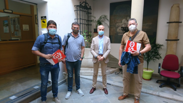 FEUSO Andalucía denuncia que un centro escolar de Jaén carece de profesor de refuerzo ante la COVID-19 pese a cumplir los requisitos FEUSO Andalucía denuncia que un centro escolar de Jaén carece de profesor de refuerzo ante la COVID-19 pese a cumplir los requisitos