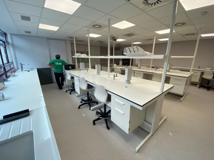 NOTA DE PRENSA: CHAVSA CONCLUYE LAS OBRAS DE REFORMA DEL DECANATO DE LA FACULTAD DE FARMACIA DE LA UNIVERSIDAD SAN PABLO CEU EN MONTEPRÍNCIPE (ALCORCÓN, MADRID) NOTA DE PRENSA: CHAVSA CONCLUYE LAS OBRAS DE REFORMA DEL DECANATO DE LA FACULTAD DE FARMACIA DE LA UNIVERSIDAD SAN PABLO CEU EN MONTEPRÍNCIPE (ALCORCÓN, MADRID)