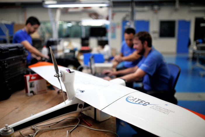 NOTA DE PRENSA: El CATEC, parte del Consejo Asesor de AESA que ha elaborado el Libro Blanco de I+D+i para la aviación no tripulada en España NOTA DE PRENSA: El CATEC, parte del Consejo Asesor de AESA que ha elaborado el Libro Blanco de I+D+i para la aviación no tripulada en España