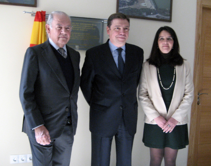 EL CONSEJERO DE AGRICULTURA Y PESCA, LUIS PLANAS, INAUGURA LA NUEVA SEDE EN BENALUP (CÁDIZ) DE LA COMUNIDAD DE USUARIOS INGENIERO EUGENIO OLID, QUE ESTE AÑO CELEBRA SU 25 ANIVERSARIO EL CONSEJERO DE AGRICULTURA Y PESCA, LUIS PLANAS, INAUGURA LA NUEVA SEDE EN BENALUP (CÁDIZ) DE LA COMUNIDAD DE USUARIOS INGENIERO EUGENIO OLID, QUE ESTE AÑO CELEBRA SU 25 ANIVERSARIO