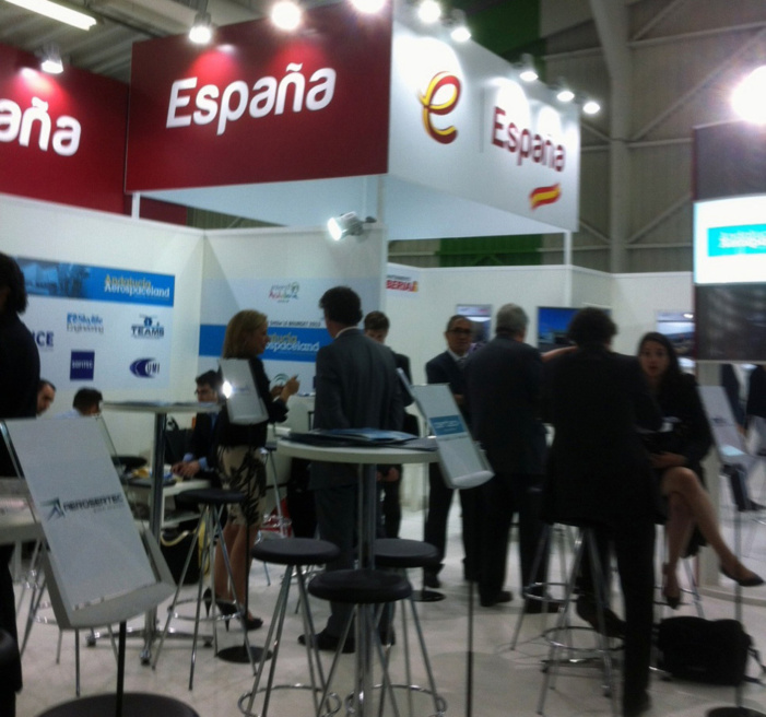 LA INDUSTRIA AERONÁUTICA ANDALUZA REFUERZA SU POSICIONAMIENTO EN EL SECTOR CON MÁS 200 CONTACTOS Y ENCUENTROS COMERCIALES CON EMPRESAS INTERNACIONALES EN LE BOURGET LA INDUSTRIA AERONÁUTICA ANDALUZA REFUERZA SU POSICIONAMIENTO EN EL SECTOR CON MÁS 200 CONTACTOS Y ENCUENTROS COMERCIALES CON EMPRESAS INTERNACIONALES EN LE BOURGET