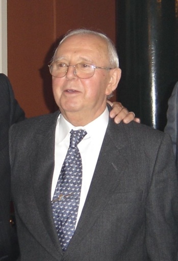 Los farmacéuticos onubenses se unen a las condolencias por el fallecimiento del que fuera durante 25 años su tesorero, Juan Bautista Romero Rabadán Los farmacéuticos onubenses se unen a las condolencias por el fallecimiento del que fuera durante 25 años su tesorero, Juan Bautista Romero Rabadán