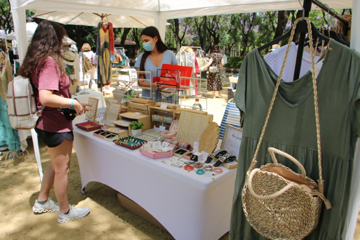 60 empresas y firmas exponen sus productos en el “Mercado PRADO” para ayudar a la labor social de Nuevo Futuro Sevilla 60 empresas y firmas exponen sus productos en el “Mercado PRADO” para ayudar a la labor social de Nuevo Futuro Sevilla