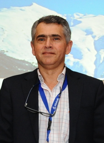 El Dr. Antonio Pereira, de Neumosur, ingresa en la Academia de Ciencias, Artes y Letras de Huelva El Dr. Antonio Pereira, de Neumosur, ingresa en la Academia de Ciencias, Artes y Letras de Huelva