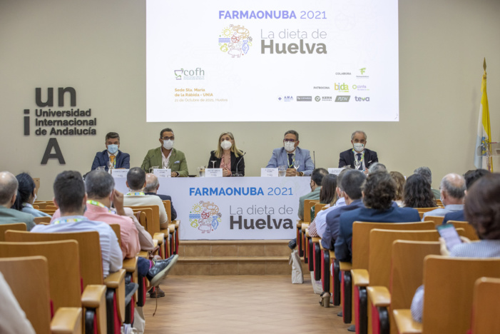 La farmacia española se da cita en La Rábida para conocer los beneficios nutricionales y sanitarios de la dieta basada en alimentos de Huelva La farmacia española se da cita en La Rábida para conocer los beneficios nutricionales y sanitarios de la dieta basada en alimentos de Huelva