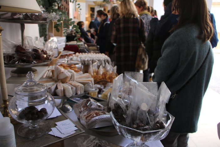 Más de 40 negocios y firmas participan este fin de semana en el VI Mercado de Navidad de Nuevo Futuro Sevilla para apoyar su labor social Más de 40 negocios y firmas participan este fin de semana en el VI Mercado de Navidad de Nuevo Futuro Sevilla para apoyar su labor social