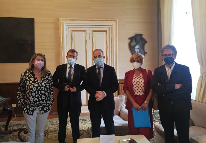 NOTA DE PRENSA: Santiago se suma al movimiento Ciudades Libres de hepatitis C, #hepCityFree, para lograr la eliminación de la enfermedad en 2024 NOTA DE PRENSA: Santiago se suma al movimiento Ciudades Libres de hepatitis C, #hepCityFree, para lograr la eliminación de la enfermedad en 2024