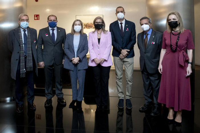 Profesionales y pacientes piden medidas para fomentar la donación de vivo y los tratamientos domiciliarios de la enfermedad renal Profesionales y pacientes piden medidas para fomentar la donación de vivo y los tratamientos domiciliarios de la enfermedad renal