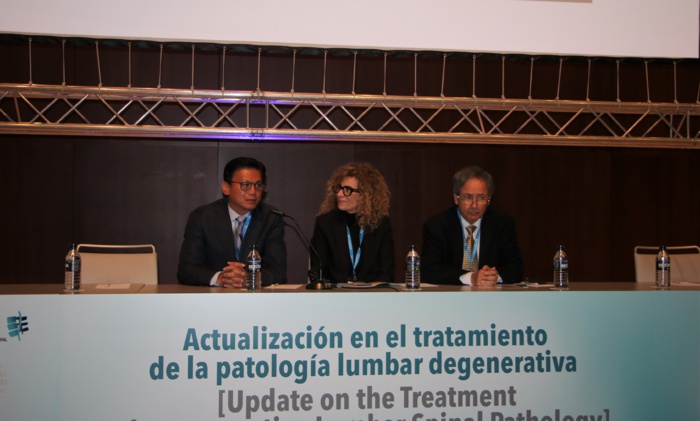 NOTA DE PRENSA: Expertos nacionales e internacionales de columna actualizan en Sevilla los tratamientos de la patología lumbar degenerativa, una de las enfermedades crónicas más frecuentes en nuestro país NOTA DE PRENSA: Expertos nacionales e internacionales de columna actualizan en Sevilla los tratamientos de la patología lumbar degenerativa, una de las enfermedades crónicas más frecuentes en nuestro país