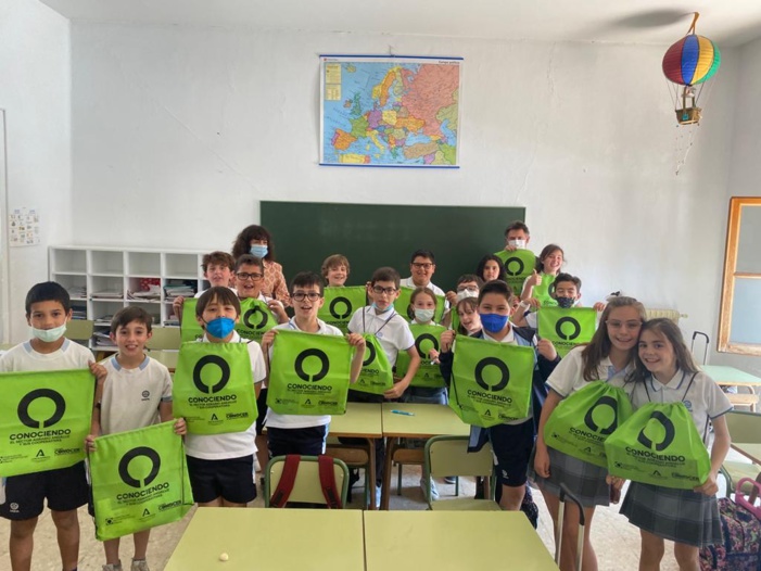 NOTA DE PRENSA: EL COLEGIO SAFA VILLACARRILLO ACOGE UNAS JORNADAS SOBRE LAS COOPERATIVAS DEL SECTOR AGRARIO ORGANIZADAS POR FAECA NOTA DE PRENSA: EL COLEGIO SAFA VILLACARRILLO ACOGE UNAS JORNADAS SOBRE LAS COOPERATIVAS DEL SECTOR AGRARIO ORGANIZADAS POR FAECA