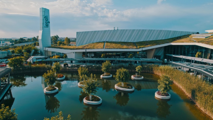 NOTA DE PRENSA: LAGOH acoge una de las nuevas tiendas oficiales del Real Betis Balompié NOTA DE PRENSA: LAGOH acoge una de las nuevas tiendas oficiales del Real Betis Balompié