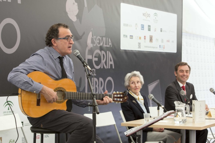 NOTA DE PRENSA: FERIA DEL LIBRO/ LA FUNDACIÓN GOÑI Y REY PRESENTA UN LIBRO-CD CON POEMAS DE NERUDA MUSICADOS E INTERPRETADOS POR ÁNGEL CORPA NOTA DE PRENSA: FERIA DEL LIBRO/ LA FUNDACIÓN GOÑI Y REY PRESENTA UN LIBRO-CD CON POEMAS DE NERUDA MUSICADOS E INTERPRETADOS POR ÁNGEL CORPA