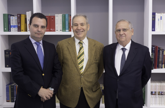 De izquierda a derecha, Francisco Fernández, Ángel López y Antonio López Yáñez. De izquierda a derecha, Francisco Fernández, Ángel López y Antonio López Yáñez.