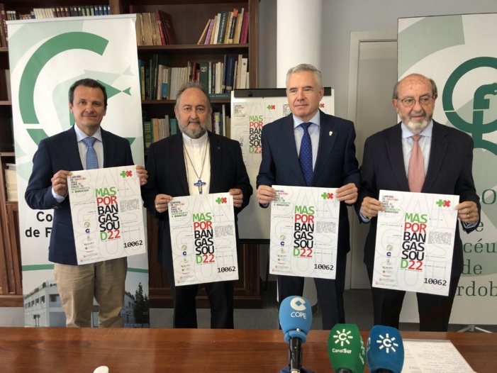 La farmacia cordobesa invita a toda la población a colaborar en la campaña de ayuda sanitaria a la región africana de Bangassou La farmacia cordobesa invita a toda la población a colaborar en la campaña de ayuda sanitaria a la región africana de Bangassou