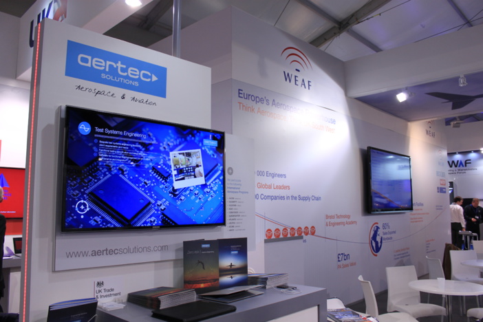 AERTEC Solutions apuesta estratégicamente por el Reino Unido y presenta su cartera de servicios en ingeniería aeroespacial en la feria internacional Farnborough 2014 AERTEC Solutions apuesta estratégicamente por el Reino Unido y presenta su cartera de servicios en ingeniería aeroespacial en la feria internacional Farnborough 2014