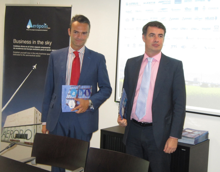 AERÓPOLIS AUMENTA MÁS DE UN 26% SU FACTURACIÓN EN 2013, SITUÁNDOLA POR ENCIMA DE LOS 850 MILLONES, Y MÁS DE UN 12% EL EMPLEO, HASTA ALCANZAR LOS 4.440 PUESTOS DE TRABAJO AERÓPOLIS AUMENTA MÁS DE UN 26% SU FACTURACIÓN EN 2013, SITUÁNDOLA POR ENCIMA DE LOS 850 MILLONES, Y MÁS DE UN 12% EL EMPLEO, HASTA ALCANZAR LOS 4.440 PUESTOS DE TRABAJO