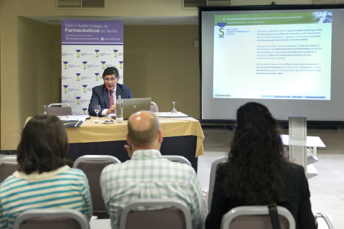 El 86% de los sevillanos tiene una farmacia de cabecera y el 30% conoce a su farmacéutico hace más de 20 años El 86% de los sevillanos tiene una farmacia de cabecera y el 30% conoce a su farmacéutico hace más de 20 años