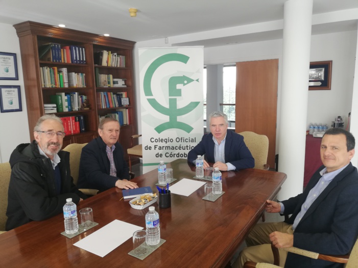 Farmacéuticos ofrecerán formación en cuestiones de salud a la población del barrio de Las Palmeras de Córdoba Farmacéuticos ofrecerán formación en cuestiones de salud a la población del barrio de Las Palmeras de Córdoba